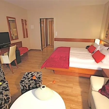 Hotel Maxhotel