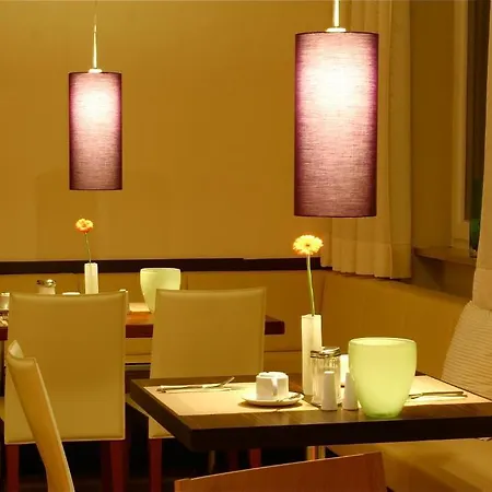 Maxhotel Hotel